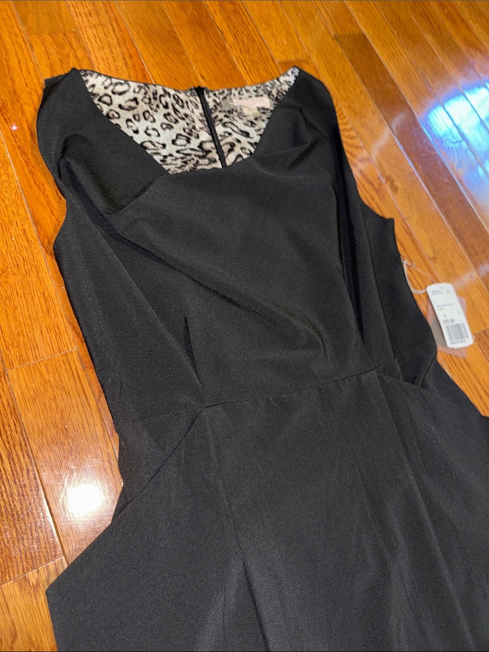 SHEIN Black Sleeveless Mini Dress with Leopard-Print Lining - Picture 4 of 4